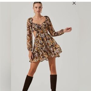 NWOT ASTR THE LABEL Teyla Dress